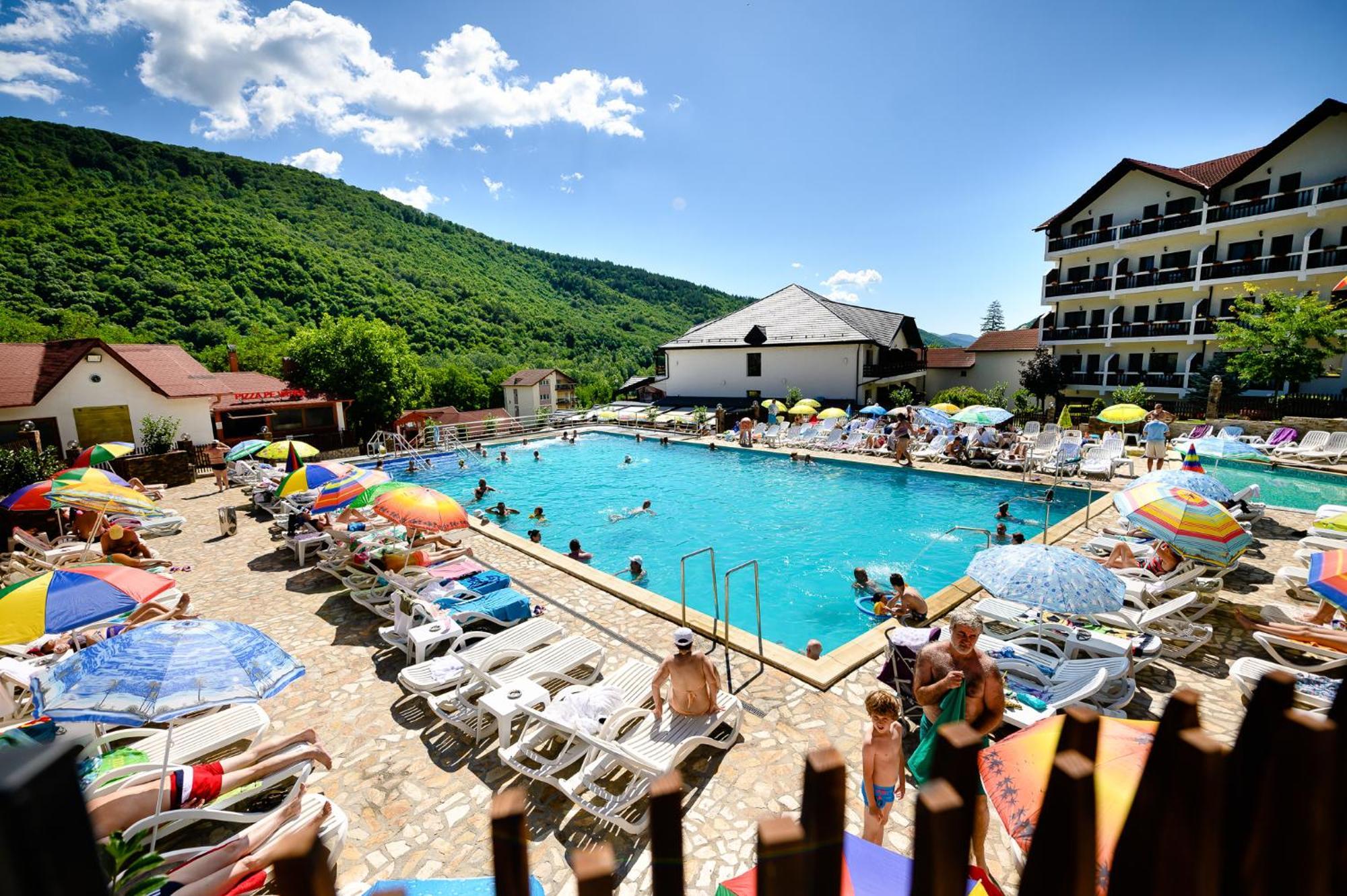 Complex Turistic Casa Romaneasca Călimăneşti Екстериор снимка